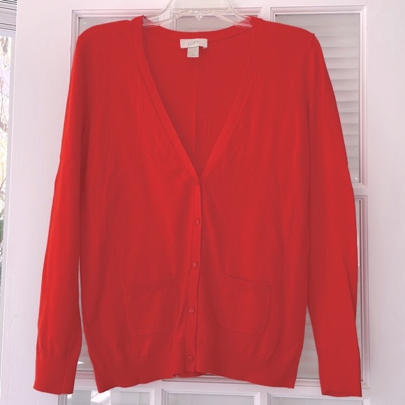 LOFT Sweaters - LOFT Cardigan Size Medium NWOT